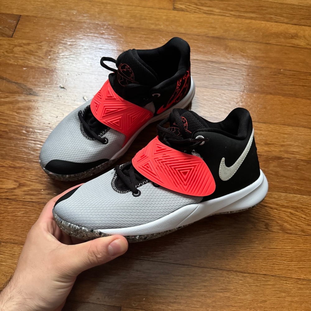 Boys Nike Kyrie Shoes